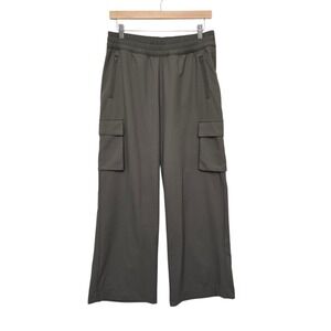 Beyond Yoga Womens Size Small City Chic Cargo Wide Leg Pants Olive Green Pockets